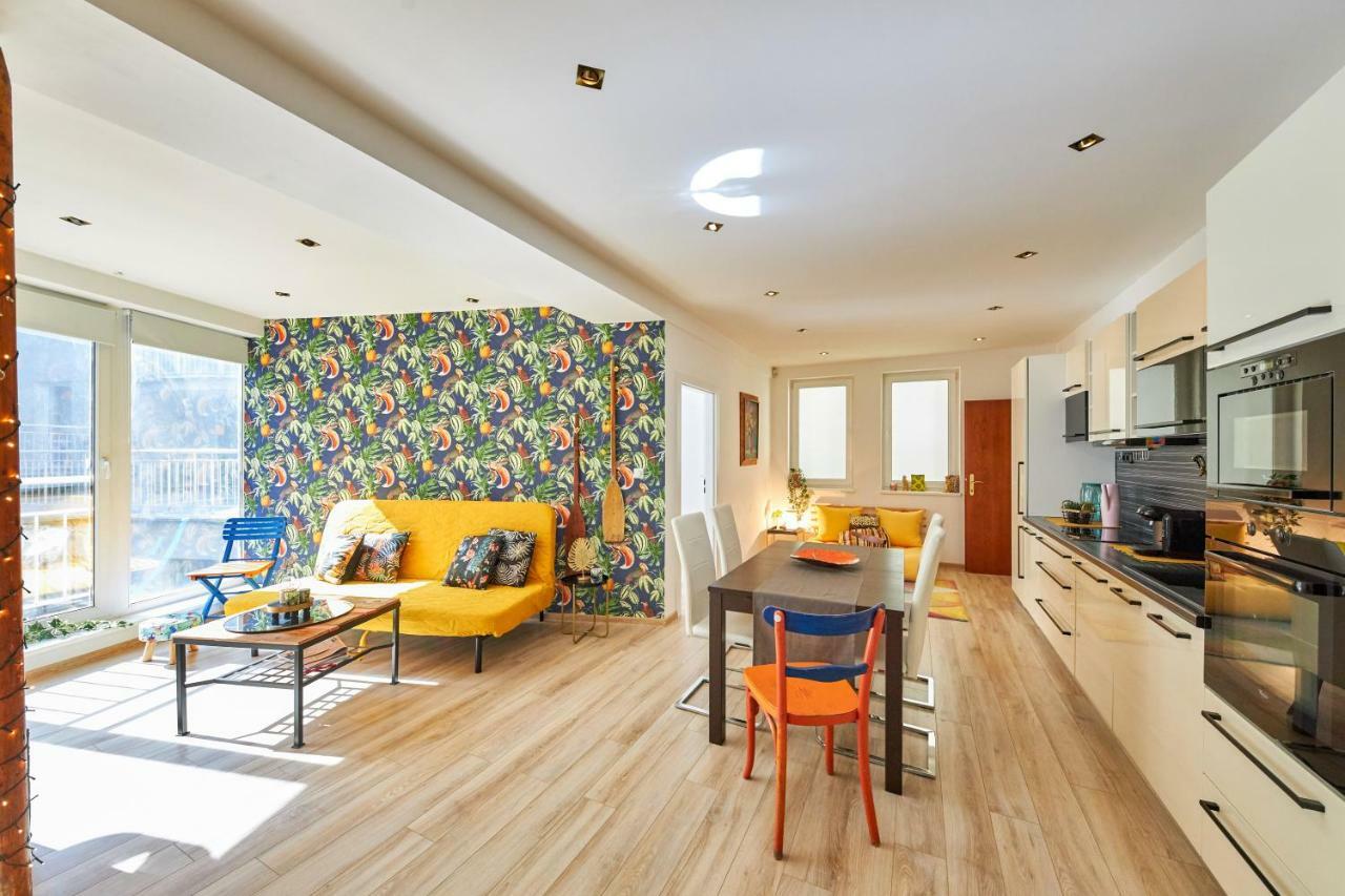 Pineapple Apartment Bratislava Eksteriør billede